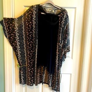 NWT plus3X kimono. Black background with soft, blues pinks yellows whites design